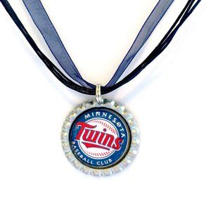Minnesota TWINS Baseball Handmade Necklace *NEW*